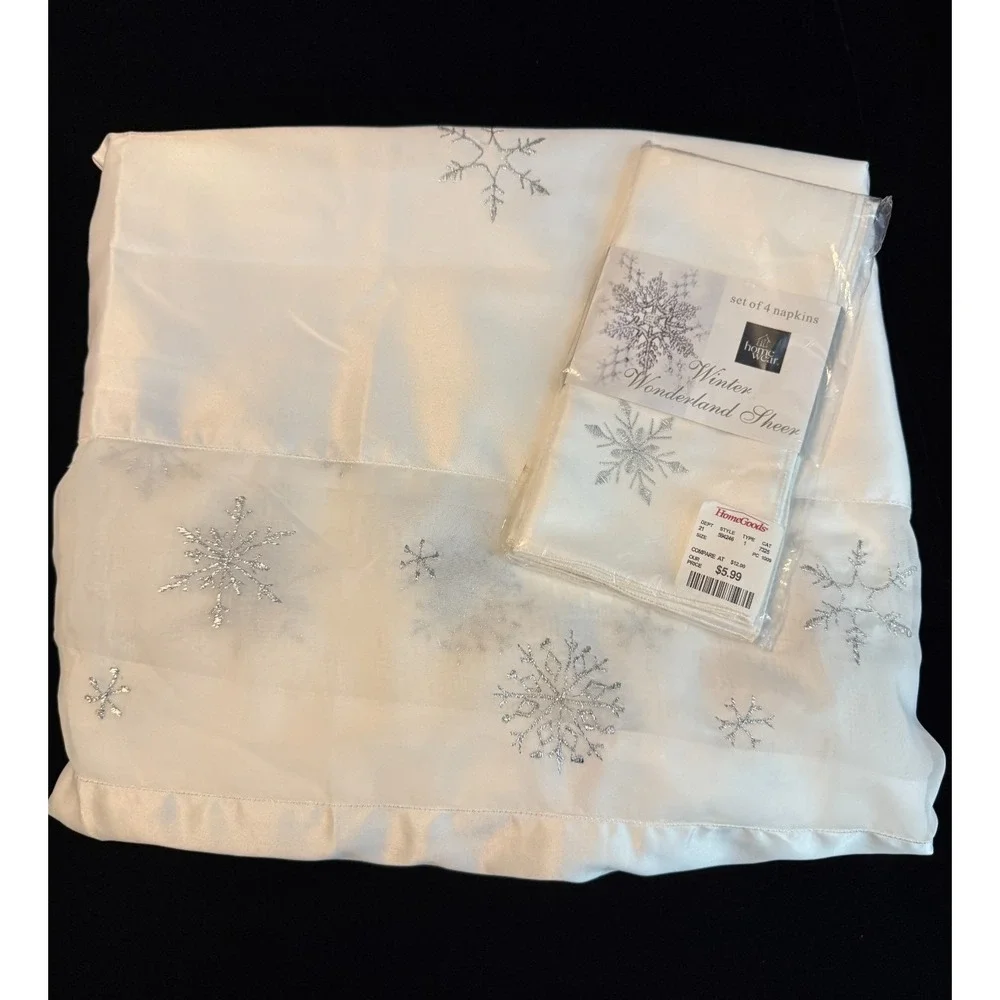 Lot Tablecloth‎ + Napkins Sam Hedaya 2006 Christmas Snowflakes Winter 100